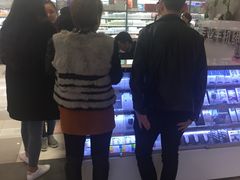 -爱畅享华为苹果手机维修服务(虹口龙之梦店)