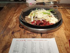 -四小区火锅·巷子里的重庆火锅(花照壁店)