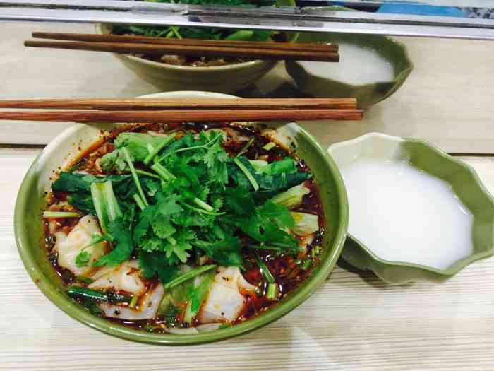 云安包面-"味精放得重,其实就是辣椒油香,还有酱油估.