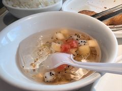 -江渔儿酸菜鱼(万科东荟城店)