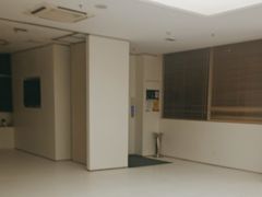 -卡罗酒店(东门晒布地铁站店)