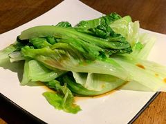 -臻鲜燕海鲜融合餐厅(金陵style店)