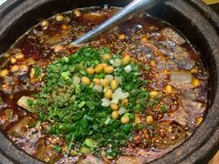 石锅肥肠烧血旺-铜锣湾·有麝自然香(渝北财富中心店)