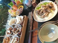 -菌自由丨野生菌火锅特色庭院餐厅(丽江古城店)