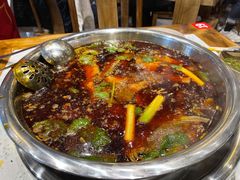 -肖肖酸萝卜鱼火锅(总店)
