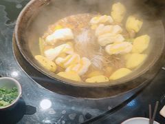 -鱼窝棚柴火铁锅炖(富山屯店)