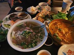 -大头虾越式风味餐厅(光明广场店)