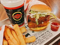 -FATBURGER 特富客汉堡(外交公寓店)