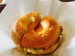 烟熏火鸡肠贝果明治-BIG BAGEL(永康路店)