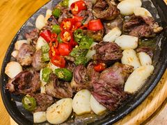 -老东镇啤酒屋海鲜加工·蒸汽海鲜·海鲜烧烤(台东店)