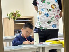 -缤纷鸟美术书法(汉神购物广场校区)