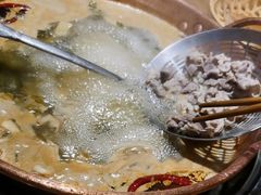 -洱火云南酸菜牛肉火锅(石景山当代商城店)