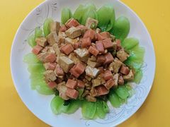 -爱月宝月嫂育儿嫂(太原店)