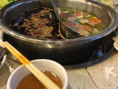 -朱氏胖子烂火锅(洪崖洞店)