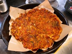 泡菜饼-富乐满韩国正宗炸鸡韩国料理(虹泉路店)