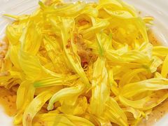 菊花沙拉-郑猛记石岐鸽主题餐厅(长江店)