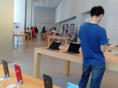 -Apple零售店(华贸购物中心店)