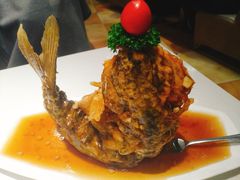 糖醋鲤鱼-闫府私房菜·百年鲁菜(恒隆店)