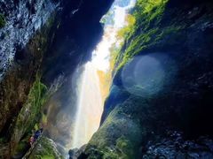 -重庆小天鹅火锅(中商广场店)