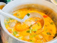 -大头虾越式风味餐厅(光明广场店)