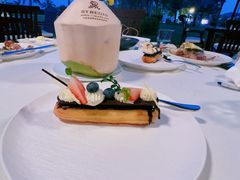 -三亚亚龙湾瑞吉酒店·宴悦Driftwood·游水海鲜·牛排·草坪·私人定制