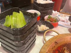 -哥老官重庆美蛙鱼头(五角场合生汇店)