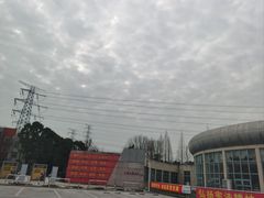 -小昆山服务区-停车场