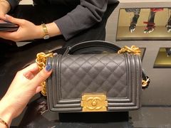 -CHANEL(恒隆广场店)