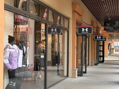 -UNDER ARMOUR(新燕莎奥莱店)