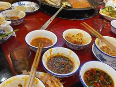 -重庆三峡火锅城(梅林店)
