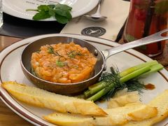 -Mark&Mars Restaurant