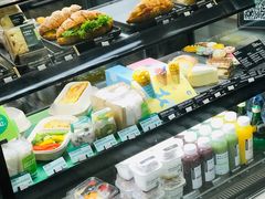 -星巴克臻选(上海中环广场2F店)