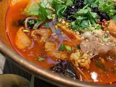 -成都你六姐·牛肉冒菜(上海环宇荟店)