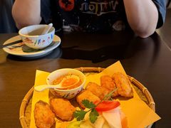 -大头虾越式风味餐厅(光明广场店)