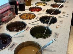 -龍歌自助小火锅(芝罘万达店)