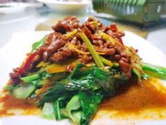 芥兰炒牛肉-潮人姐妹轩(海宁路店)