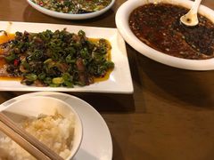 藿香茄子-庶民居中餐馆(花土店)