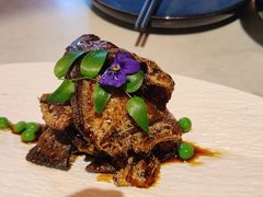 本帮熏鲳鱼-荟廷·晶萃(陆家嘴尚悦湾店)