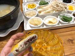-花馬肆.云南过桥米线(汉神购物广场现场熬汤店)
