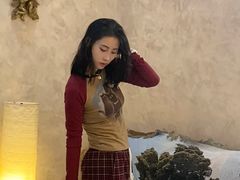 -浮漫咖啡(镜湖万达广场店)