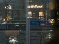 -沈坚强游泳俱乐部(武宁南路店)