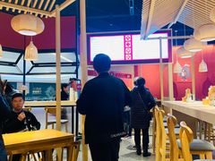 大堂-八二小区抄手(龙湖上城天街店)