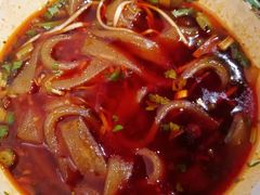-拈签一笑黄牛肉辣卤串串