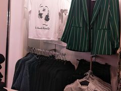 -H&M(天一广场店)