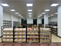 -荔湾区图书馆(周门馆)