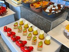 甜品台-万达文华酒店·48F云端窗景美食汇自助餐厅