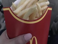 -麦当劳(友谊路得来速店)