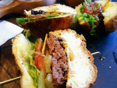 -HIGH FIVE哈福手工汉堡(桂林路店)