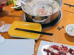 -养牛邓·潮汕牛肉海鲜自助火锅(广州店)