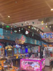 -探奇乐园蹦床公园(日月广场店)